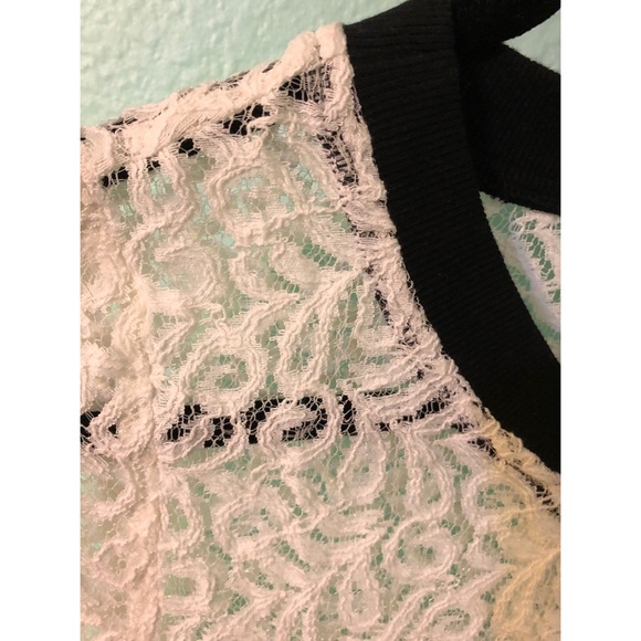 L'Amour Nanette Lepore zip-up lace jacket - Picture 4 of 5